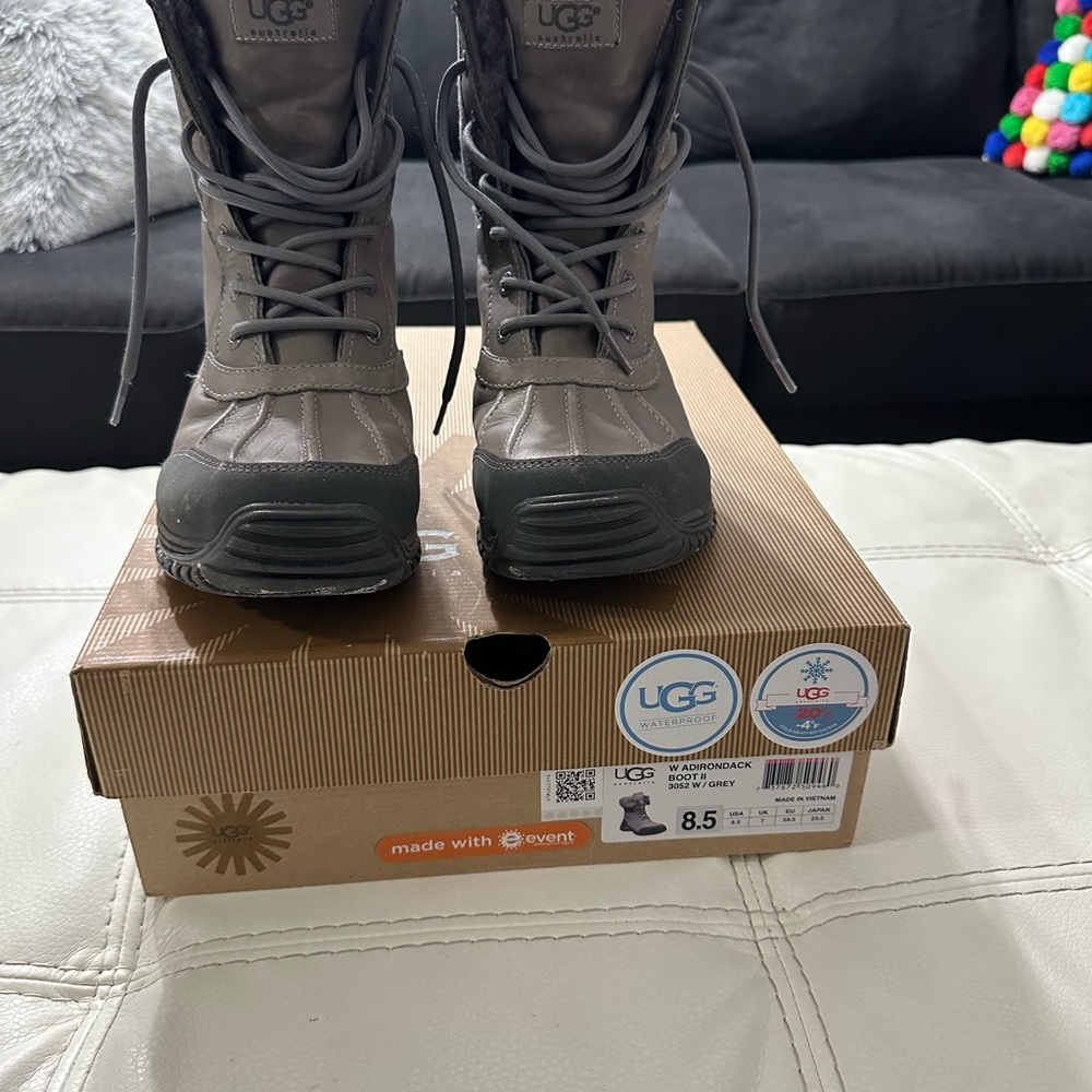 Women’s Ugg Adirondack boot II